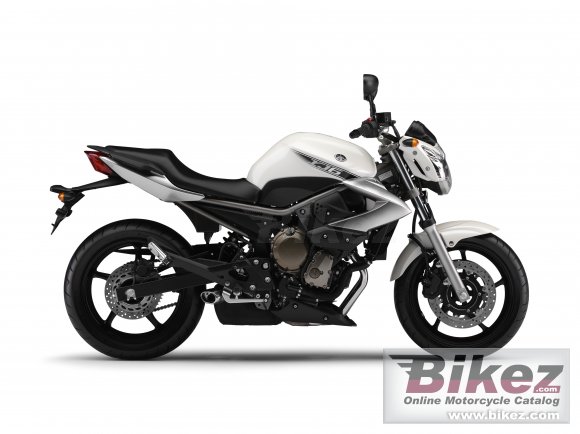 2009 Yamaha XJ6 photo